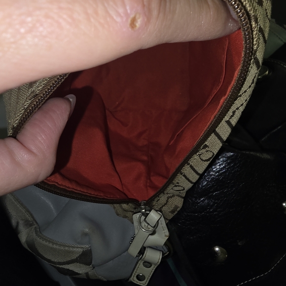 Coach Mini - Picture 4 of 4